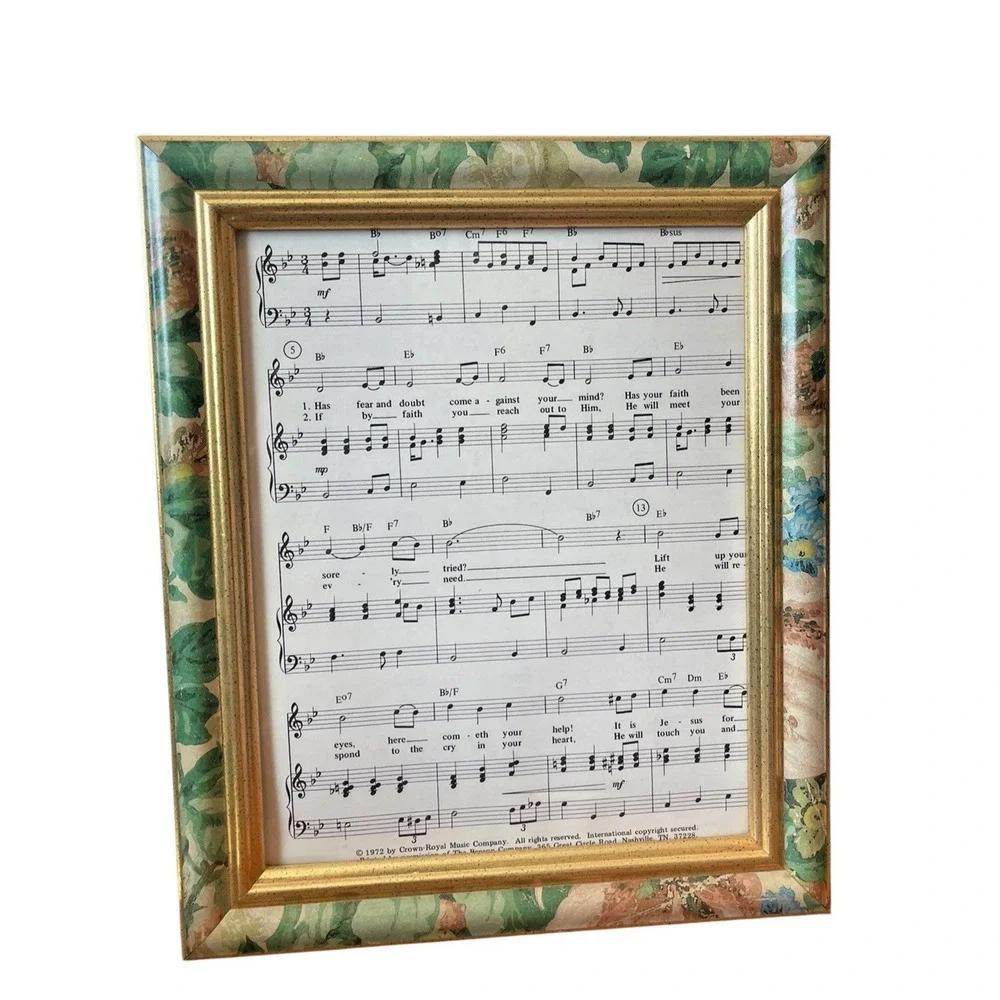 Vintage 80s Pastel Floral Print Picture Frame, 8x10 Photo, Gold Trim Cottagecore